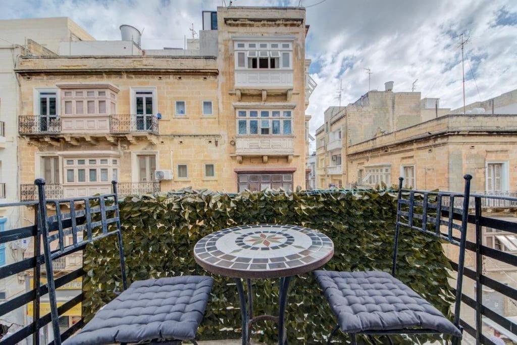 Traditional Maltese Town House In Floriana 外观 照片
